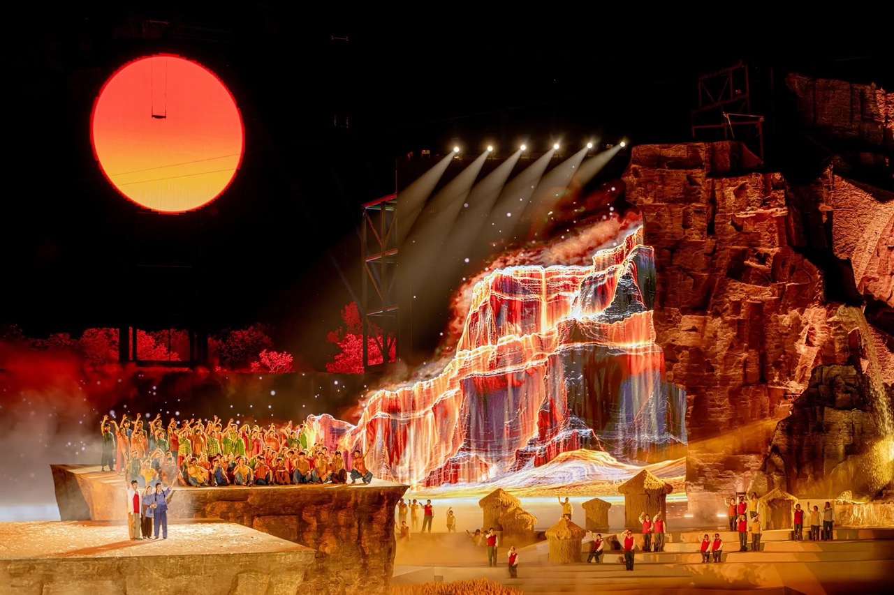 光影铸魂，匠心呈现 | 巴可G100系列助力《太行·红日》打造沉浸式实景盛宴