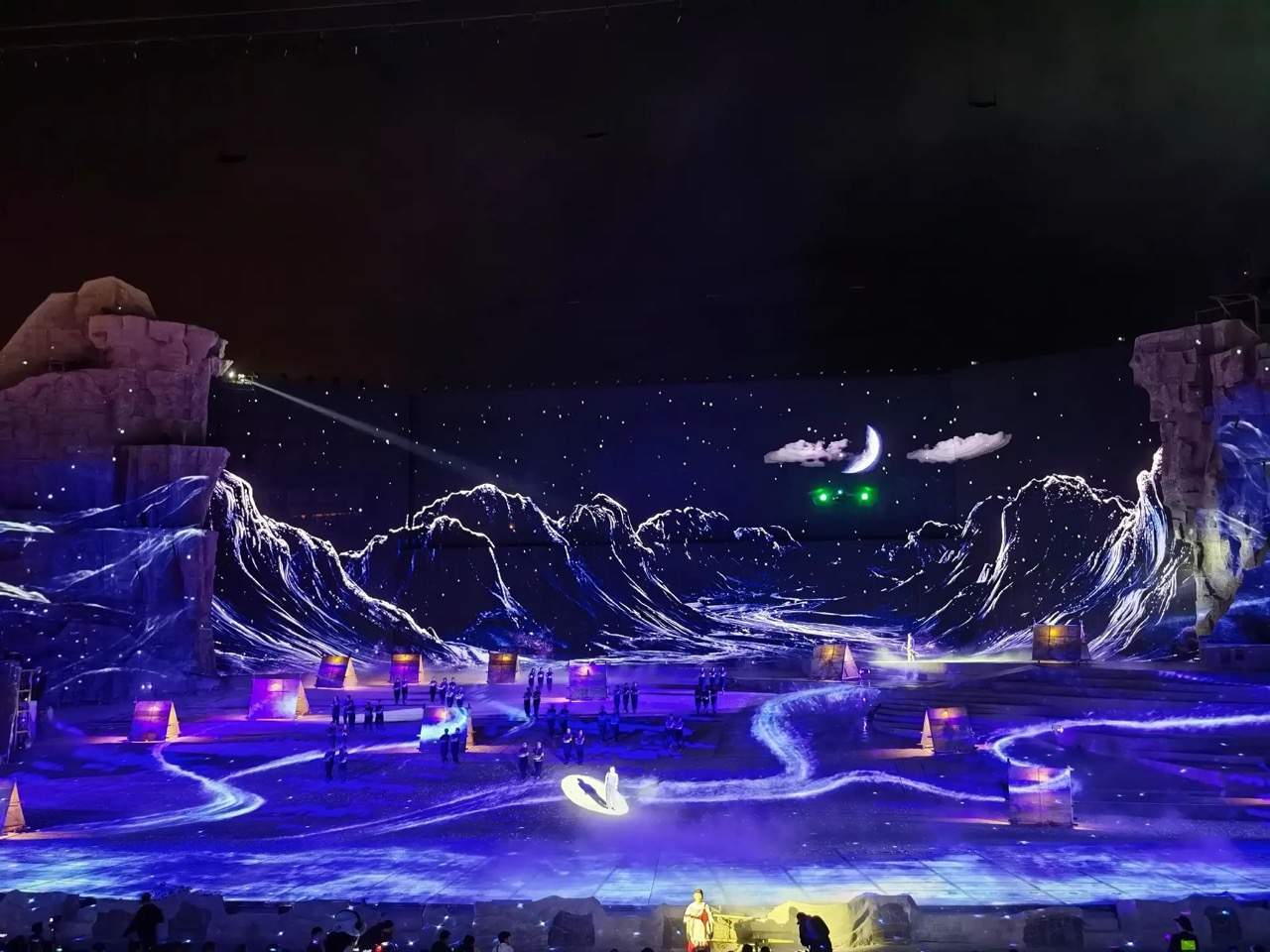 光影铸魂，匠心呈现 | 巴可G100系列助力《太行·红日》打造沉浸式实景盛宴